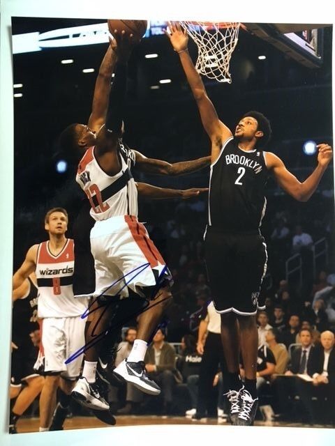 Shelvin Mack Signed 2012 Wizards Autographed Action Photo Poster painting 8x10 with COA