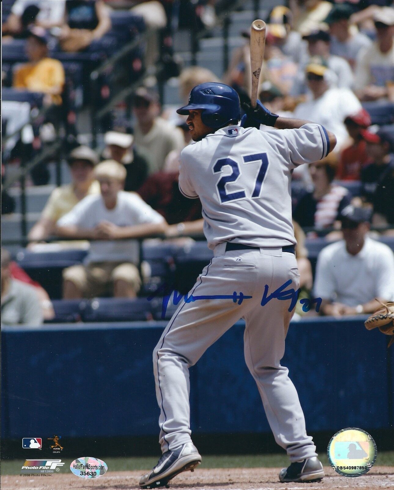 Signed 8x10 MATT KEMP Los Angeles Dodgers Autographed Photo Poster painting - COA