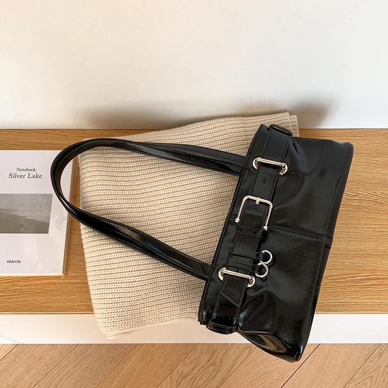 Mongw Mongw Korean Ins Style Fashion Advanced Sense Commuter Shoulder Bag Women's Trendy Belt Buckle Niche Design Armpit Bag