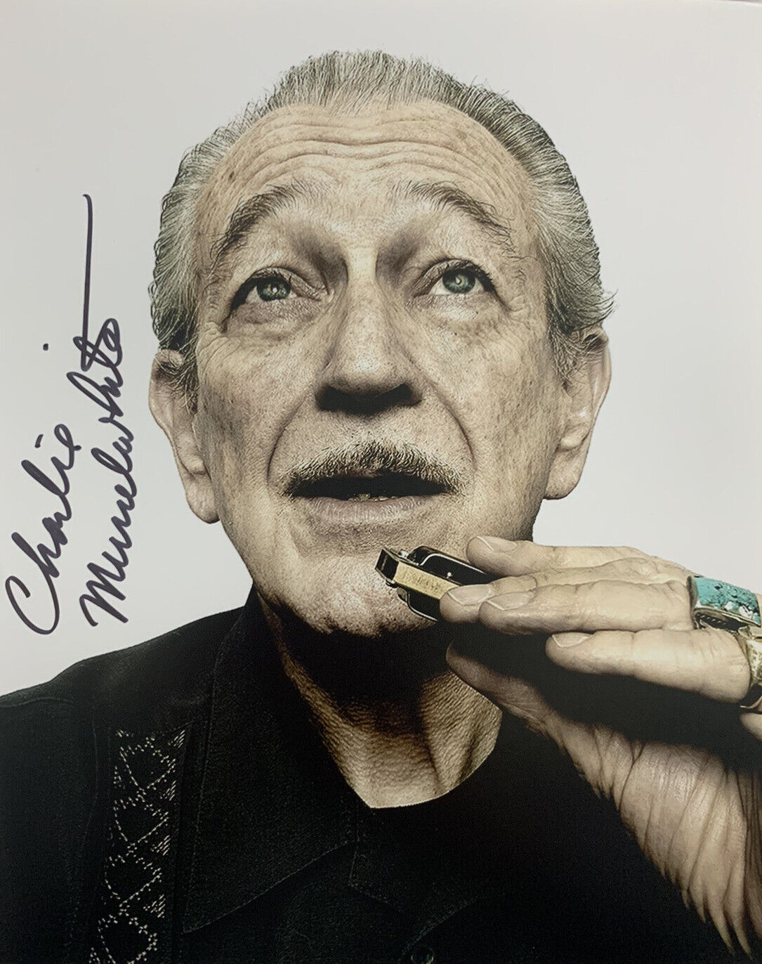 CHARLIE MUSSELWHITE SIGNED 8x10 Photo Poster painting BLUES HARMONICA SINGER RARE AUTHENTIC