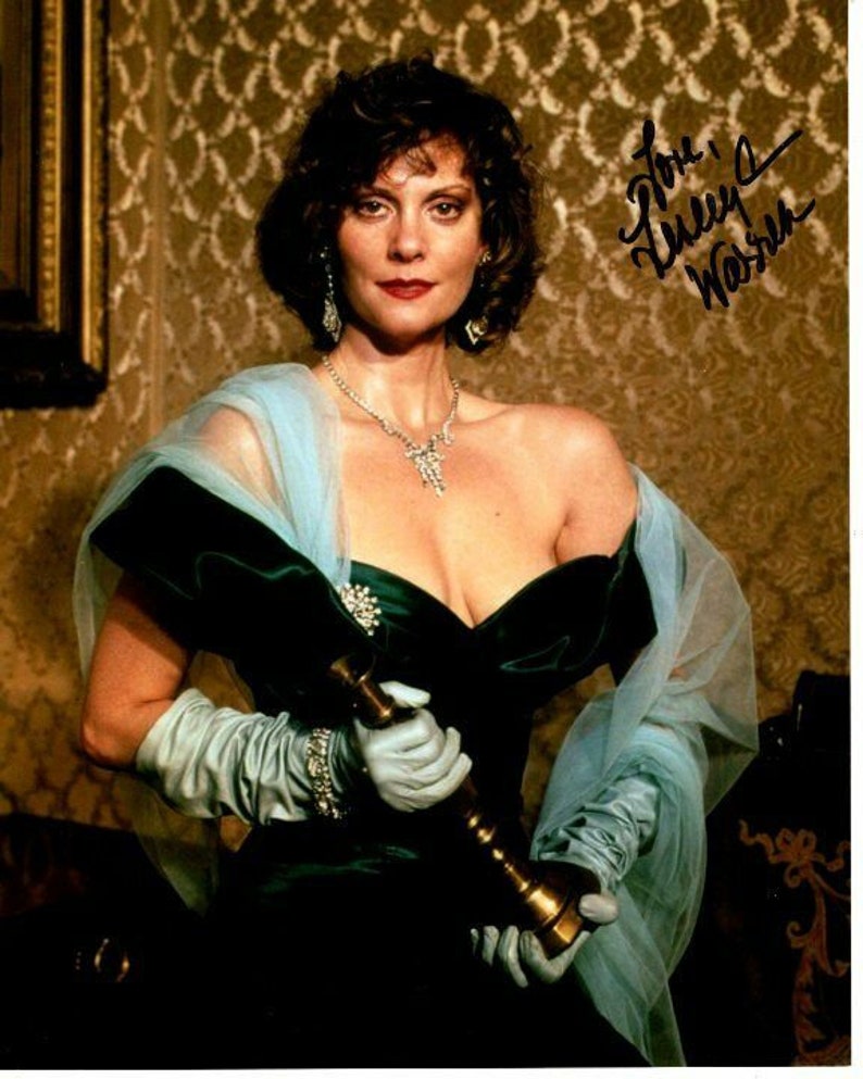 Lesley ann warren signed autographed clue miss scarlet Photo Poster painting