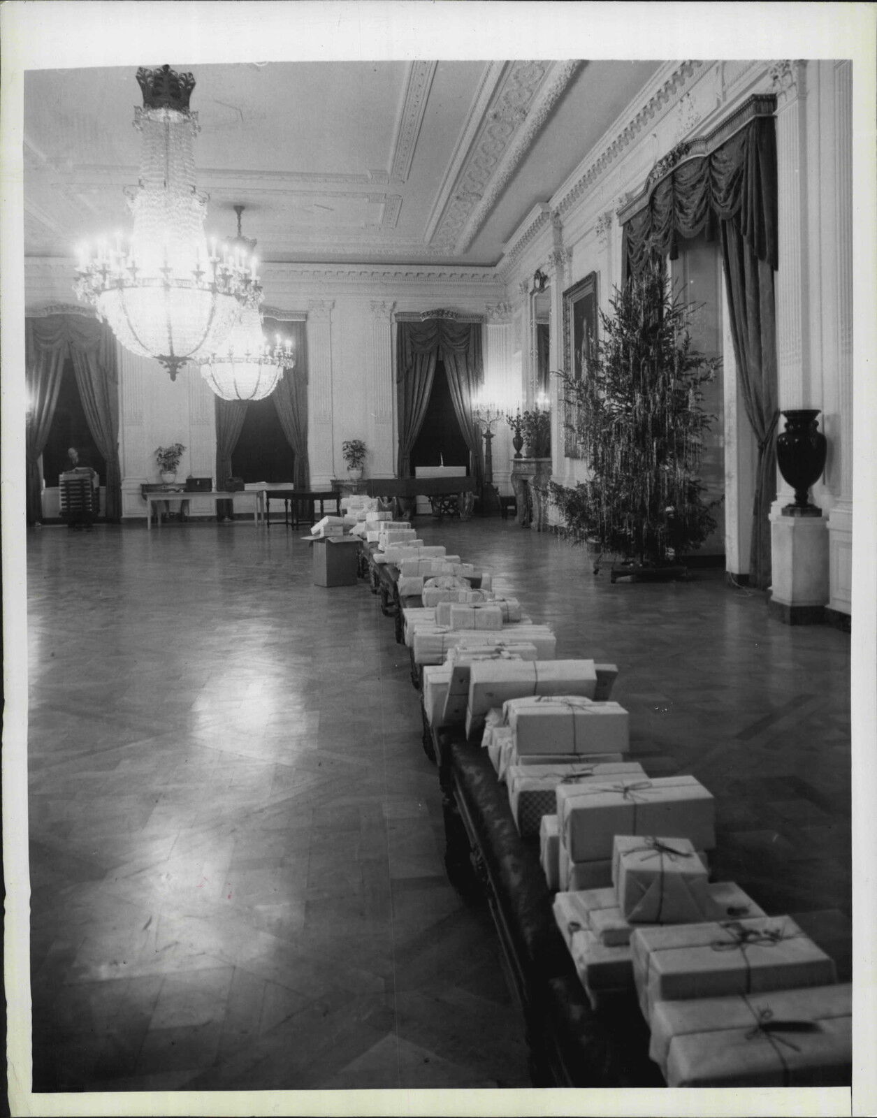 1942 Children's Christmas Presents at the White House Press Photo Poster painting