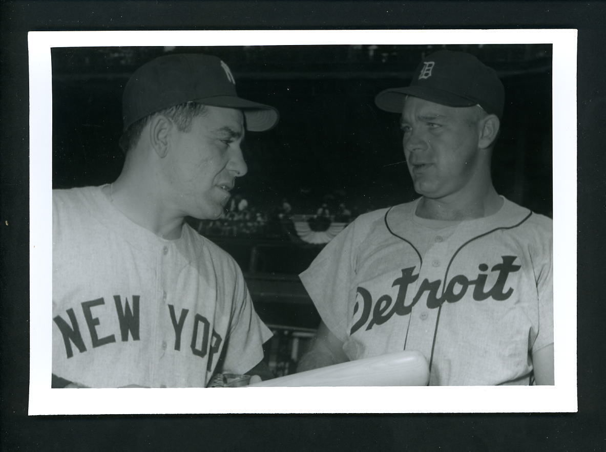 Yogi Berra & Harvey Kuenn Press Original Photo Poster painting by Don Wingfield Yankees Tigers