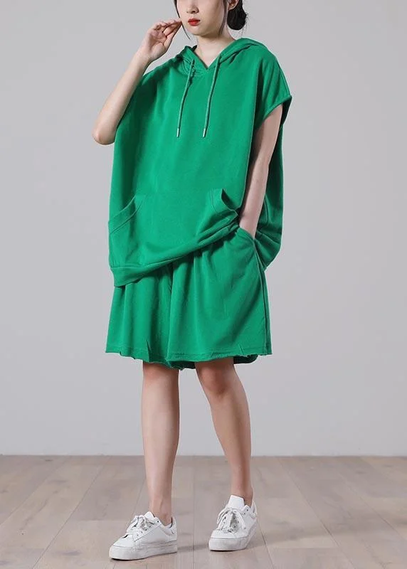 Summer 2021 New Loose Hat Sleeveless Green Shorts Casual Sports Two Piece Set