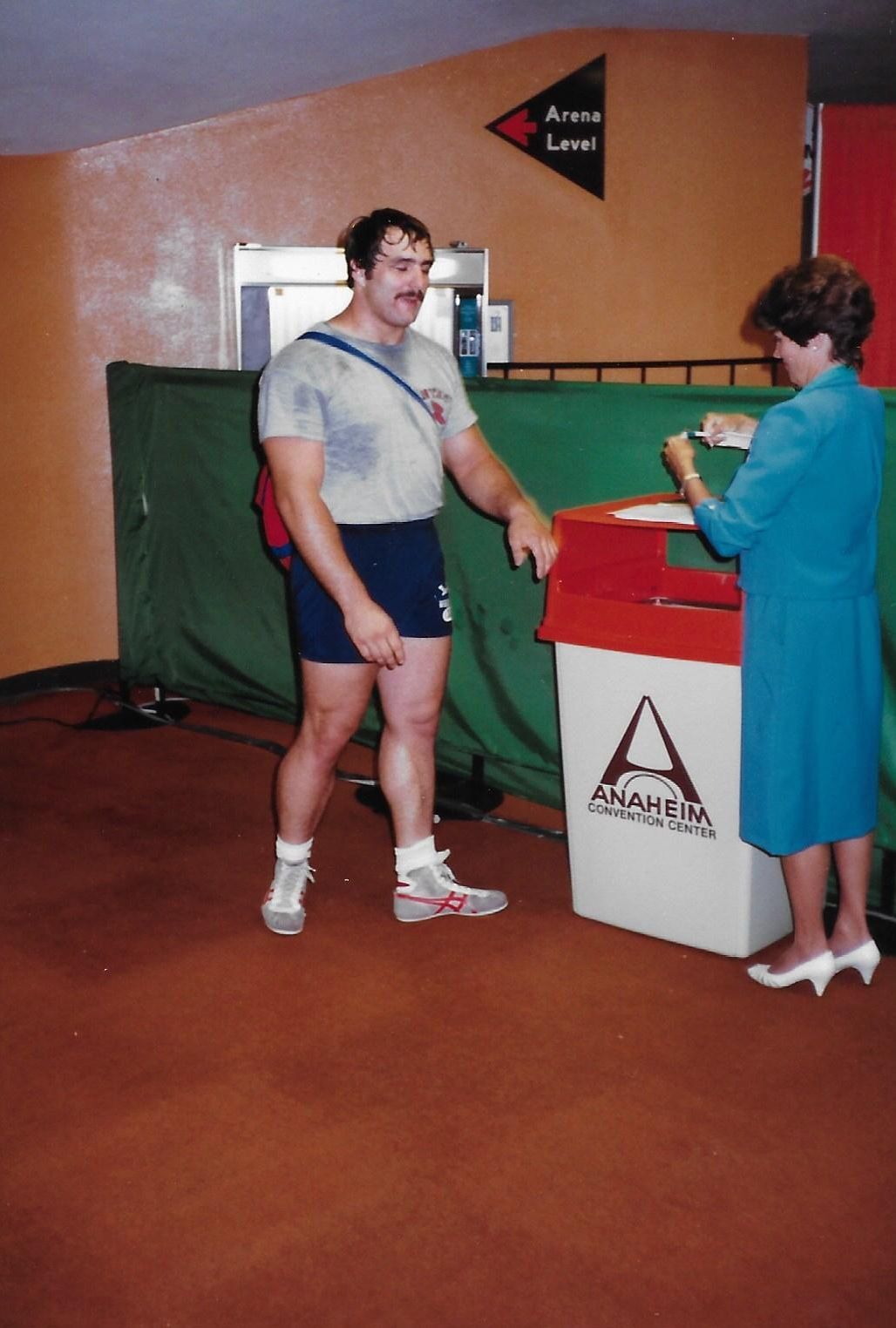 Bruce Baumgartner Original 1984 Olympics Candid 3.5x5 Photo Poster painting Gold Medal Wrestling