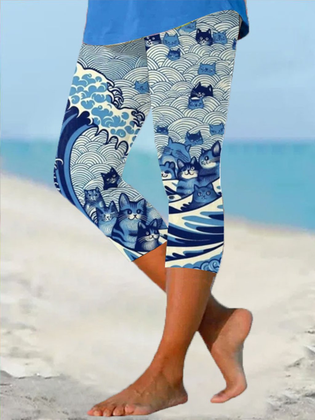 Women's Blue Waves&Cats Printed Cropped Yoga Leggings