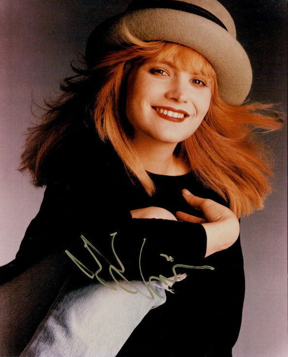 Jennifer Jason Leigh signed 8x10 Photo Poster painting in-person