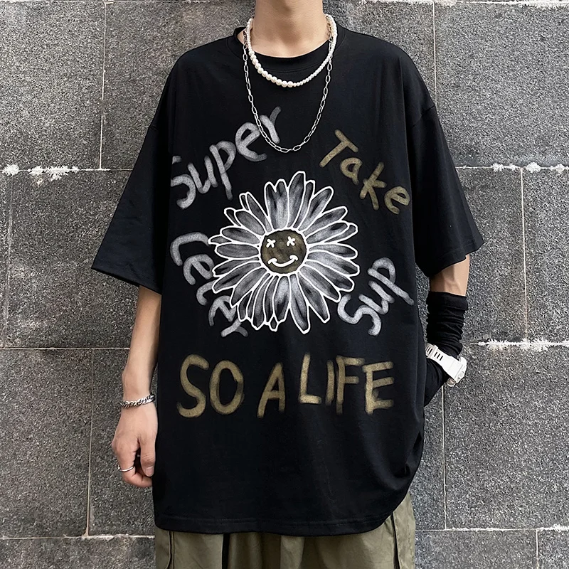 Creative personality graffiti daisy print top Techwear Shop
