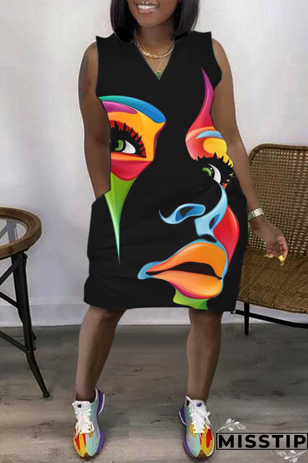 Green Fashion Casual Print Patchwork V Neck Sleeveless Plus Size Dress