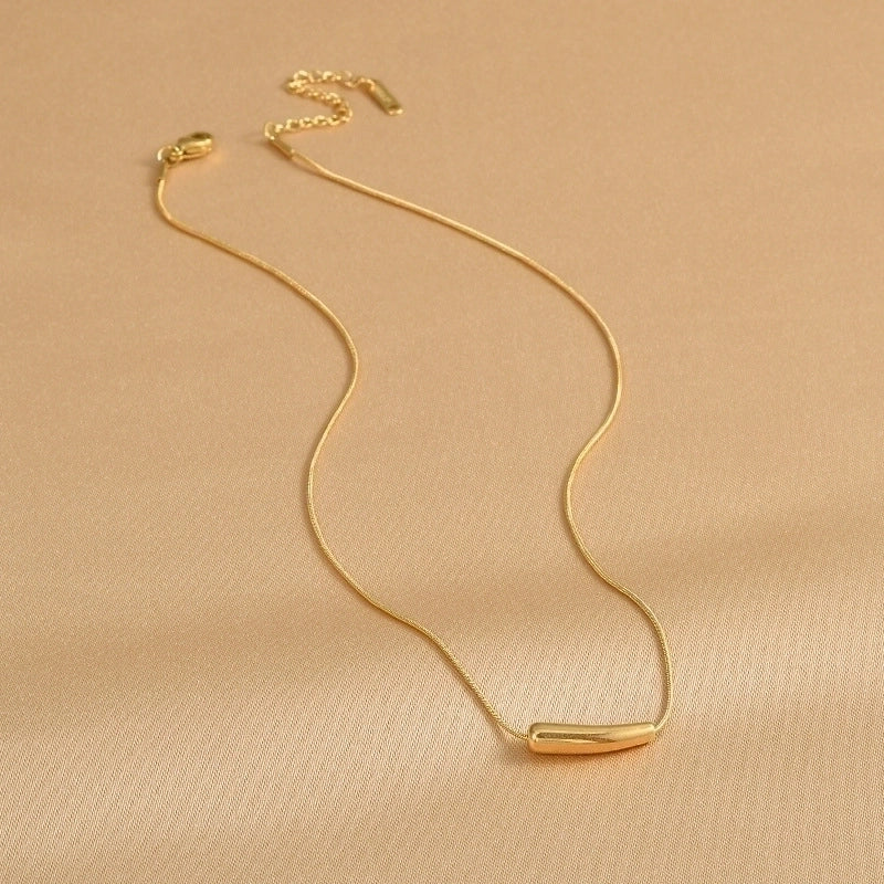 Sweet Minimalist Round Chinese Character Flower Titanium Steel Inlay Rhinestones Shell Pendant Necklace