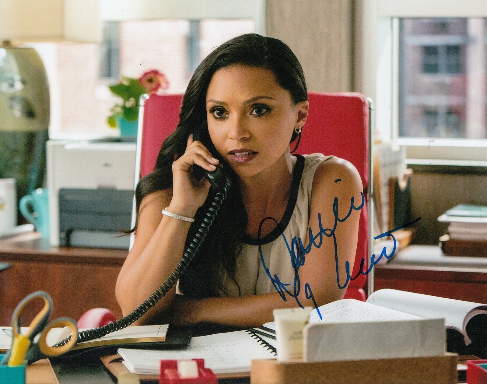 DANIELLE NICOLET signed (Central Intelligence) Movie 8X10 Photo Poster painting *Maggie* W/COA