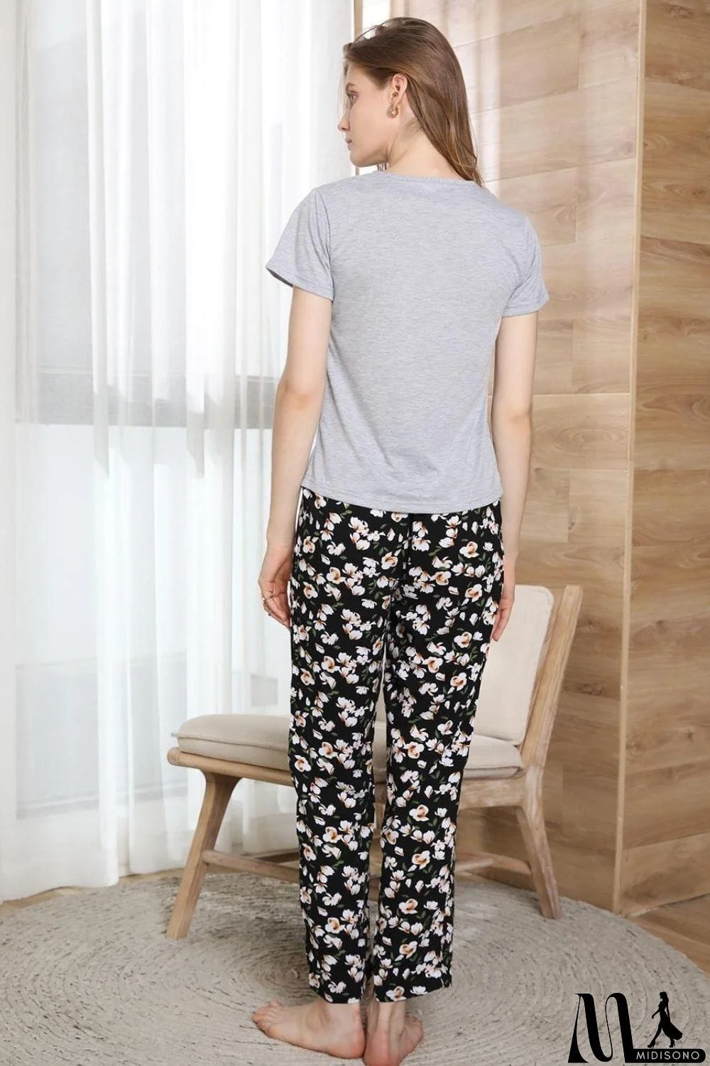 MidiSono - Round Neck T-Shirt and Floral Pants Lounge Set