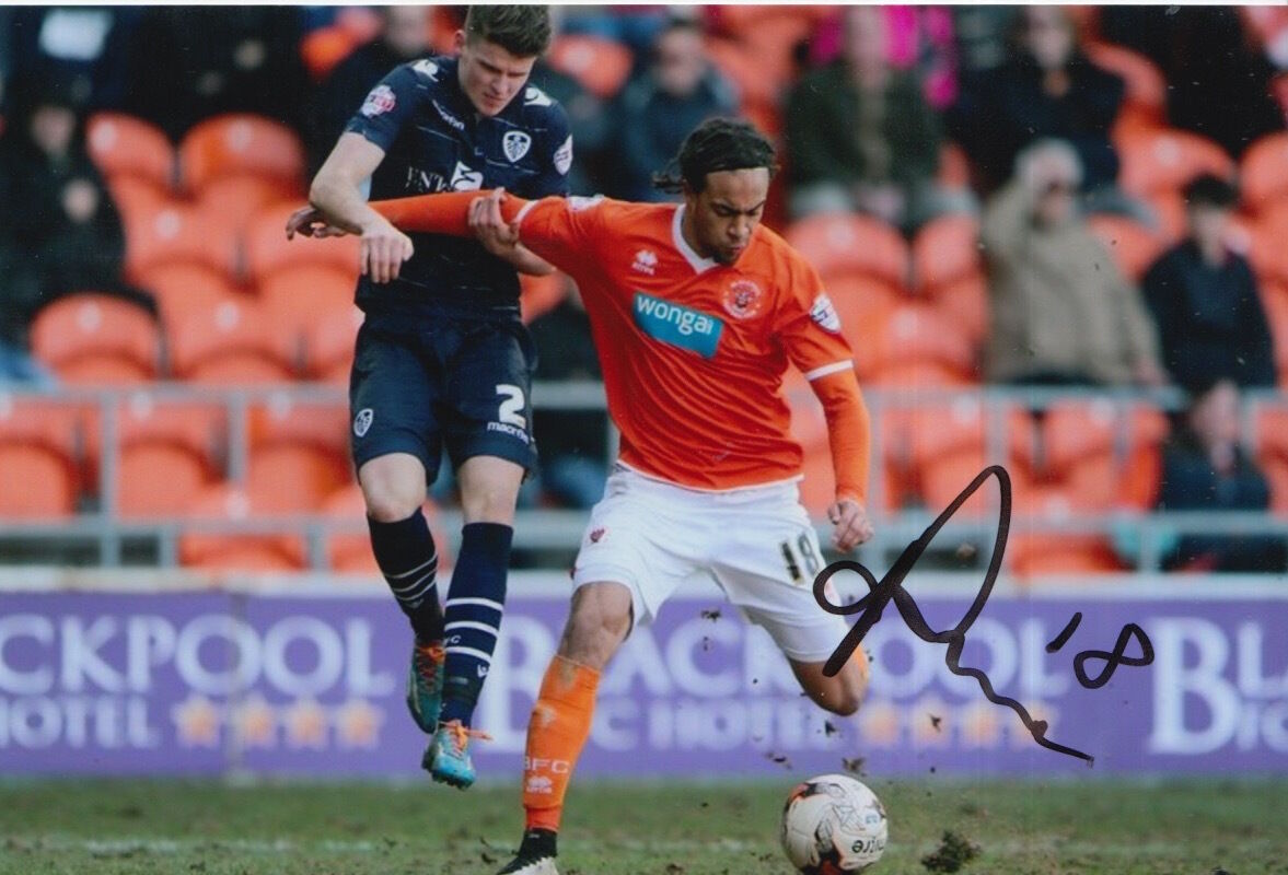 BLACKPOOL HAND SIGNED CHARLES DUNNE 6X4 Photo Poster painting 6.