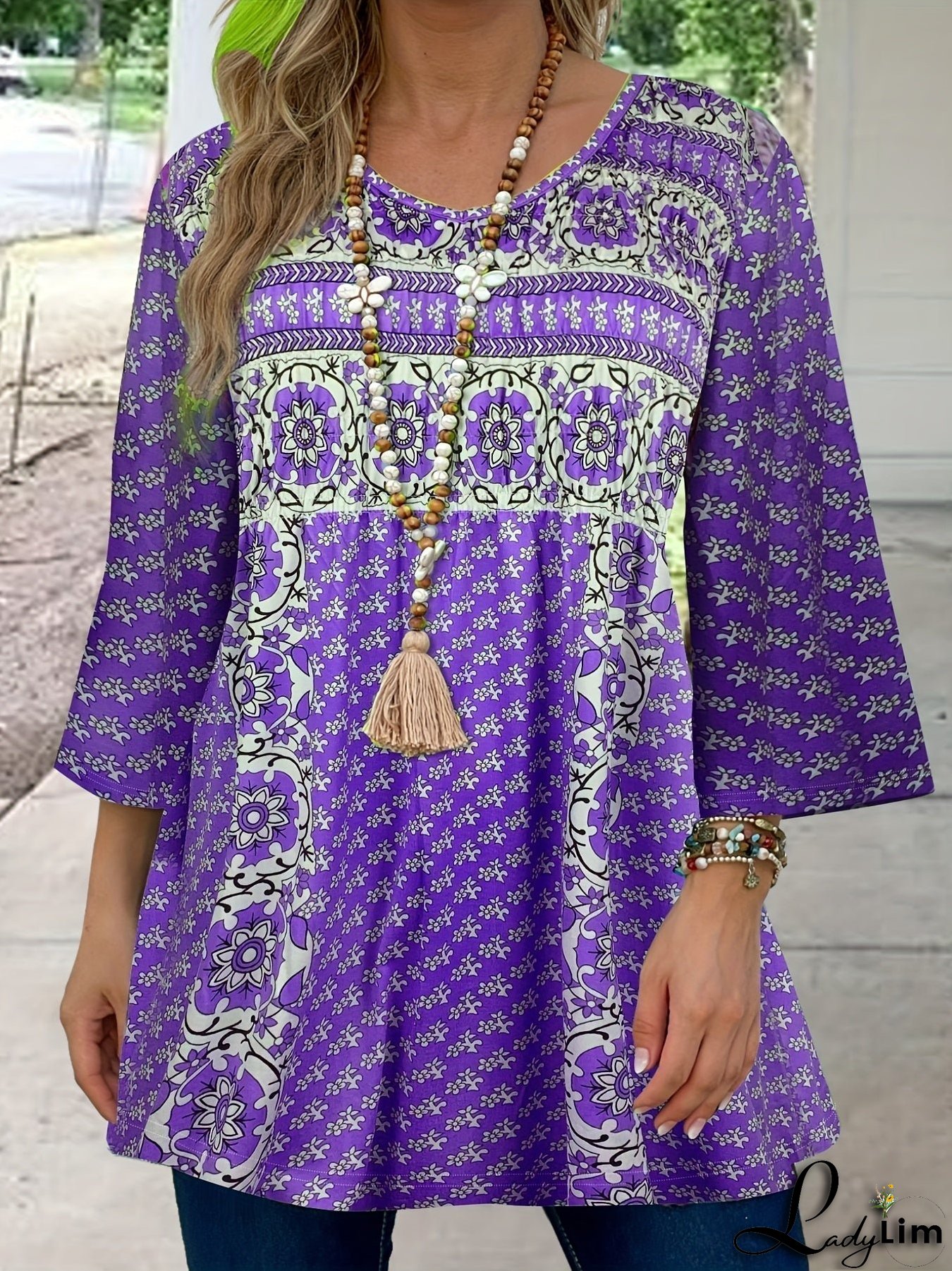 Relaxed and Timeless winter T-shirt