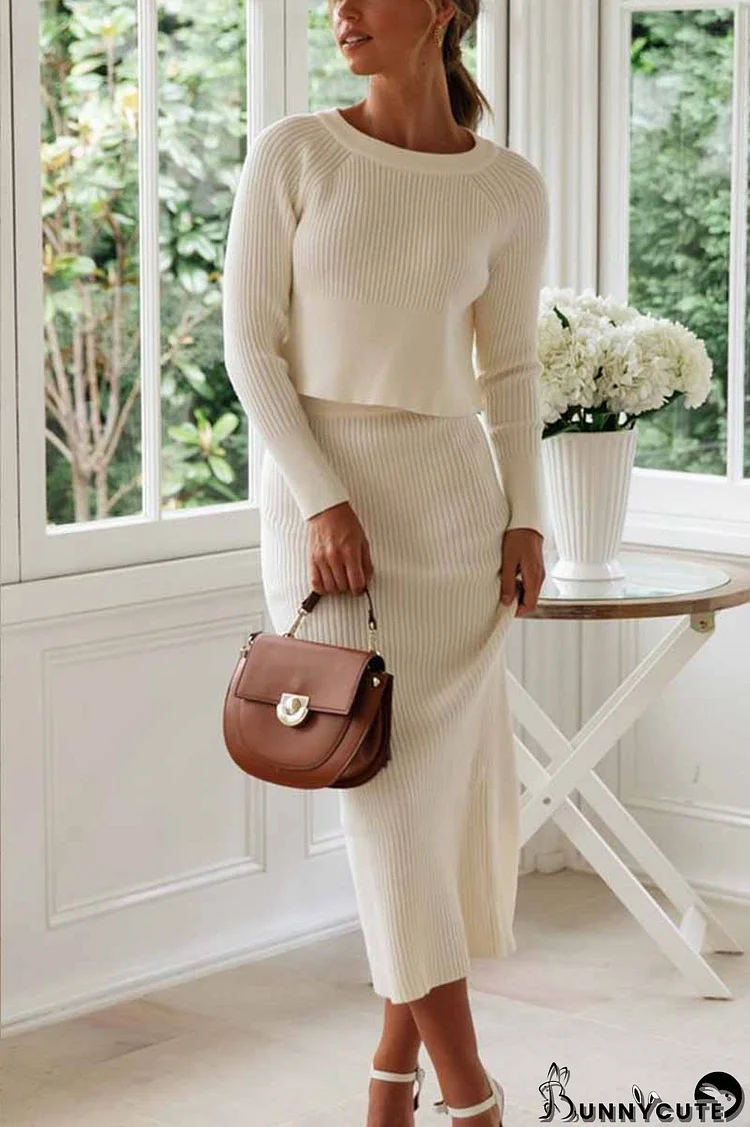 Knitted Solid Color Sweater Skirt Suit