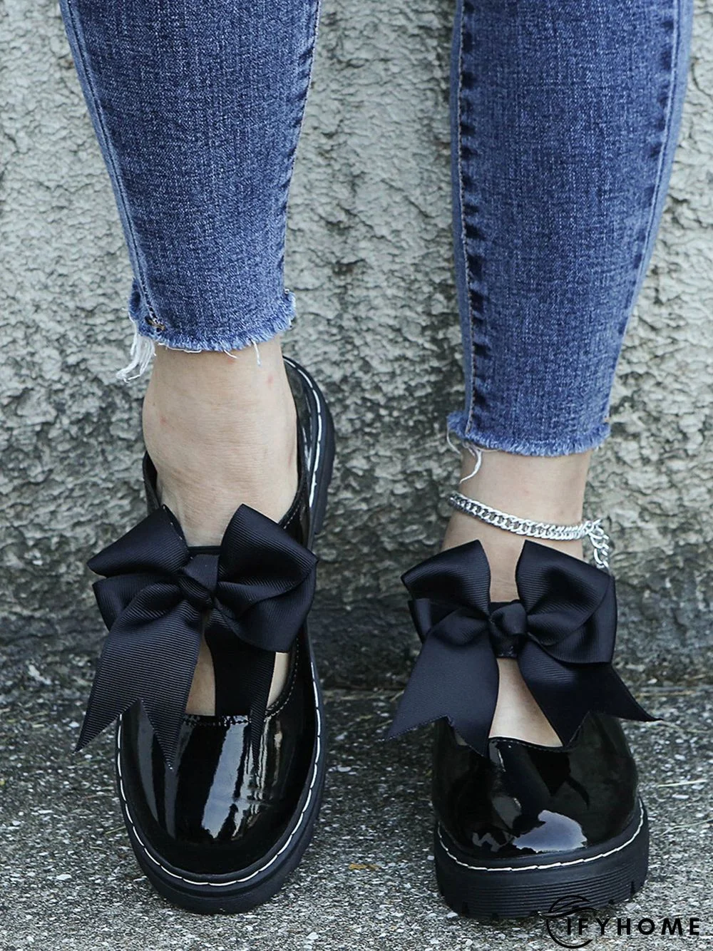 Women's Bow Decor Hollow out Slip On Mary Jane Shoes | IFYHOME