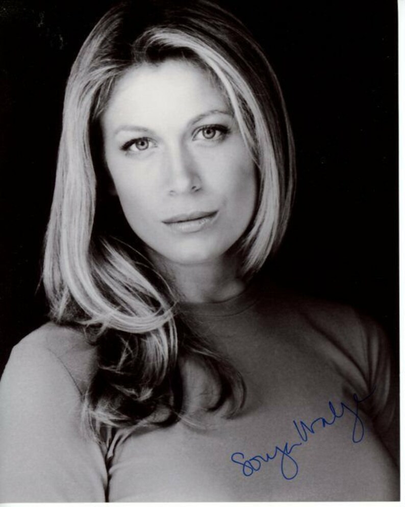 Sonya walger signed autographed Photo Poster painting