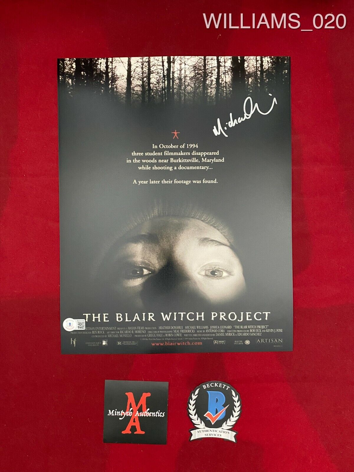 MICHAEL C. WILLIAMS SIGNED 11x14 Photo Poster painting! BLAIR WITCH PROJECT! BECKETT COA! HORROR