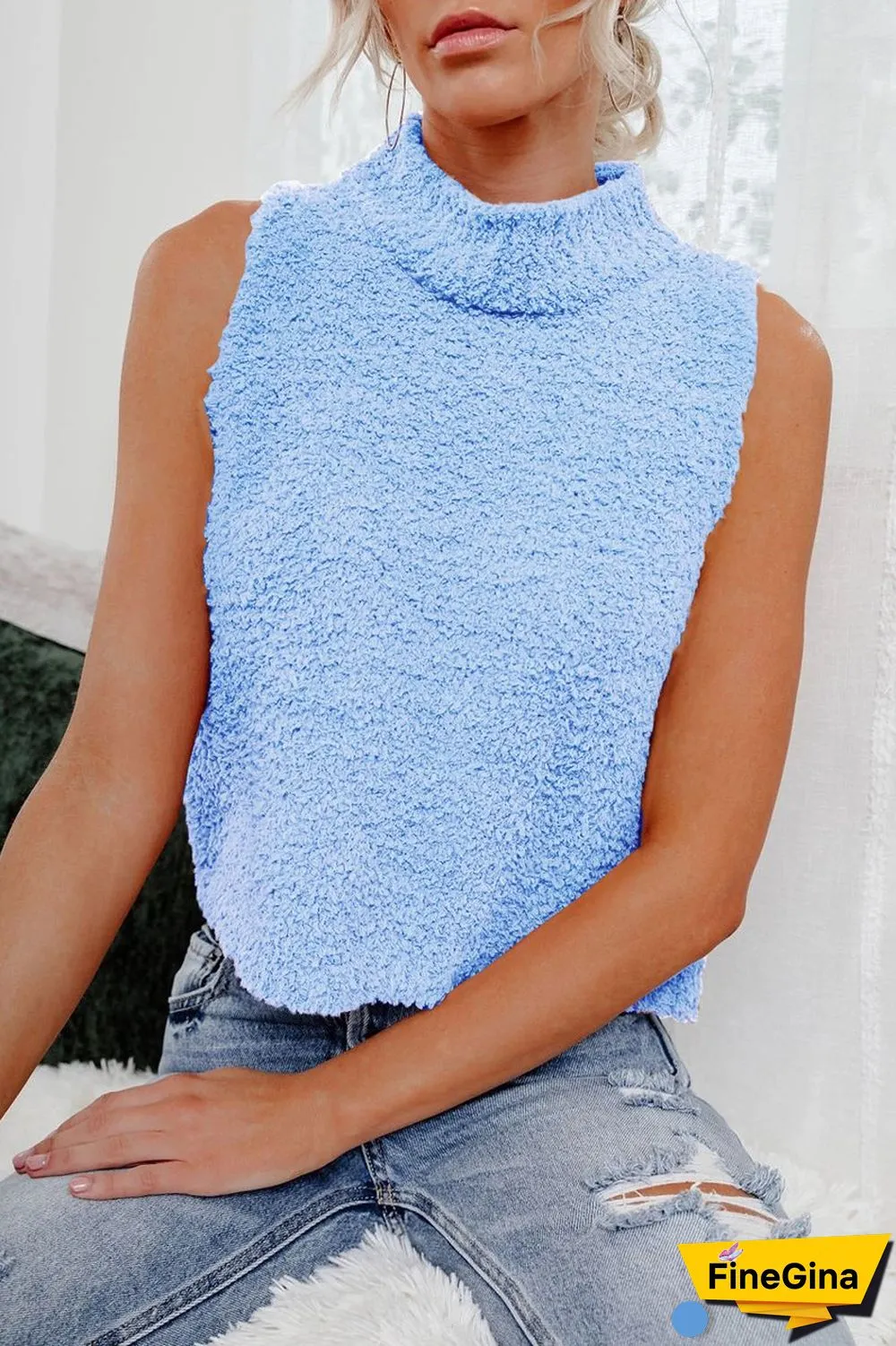 Solid Color Sleeveless Knitted Top