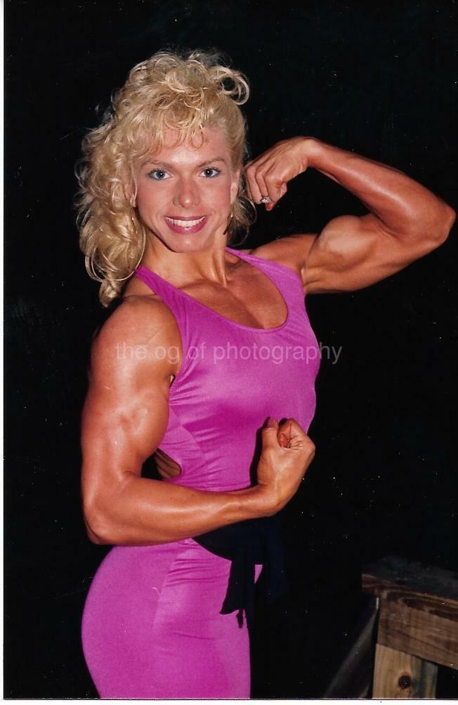 VERY PRETTY WOMAN 80's 90's FOUND Photo Poster painting Color FITNESS MODEL Original EN 17 42 J