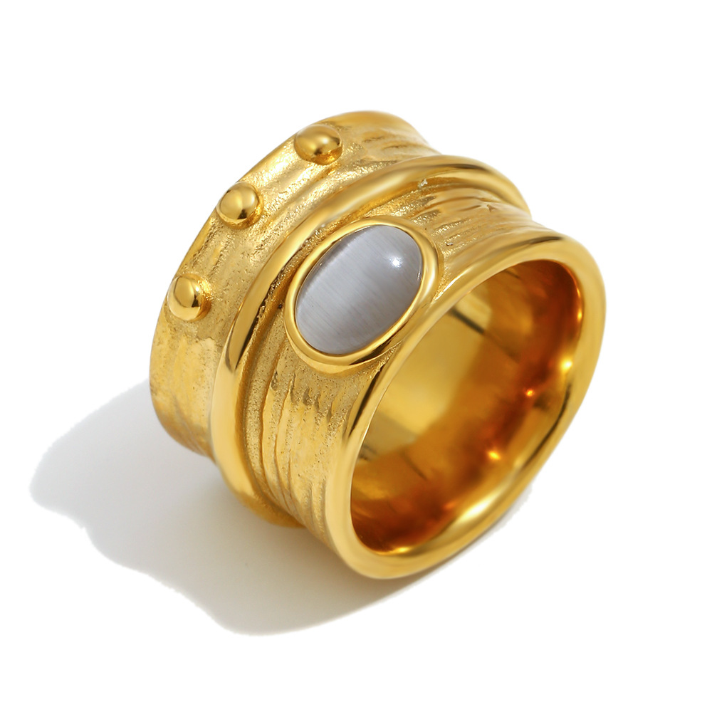 Hot-selling retro-style luxury ring for women stainless steel with 18K gold-plated cat's eye stone