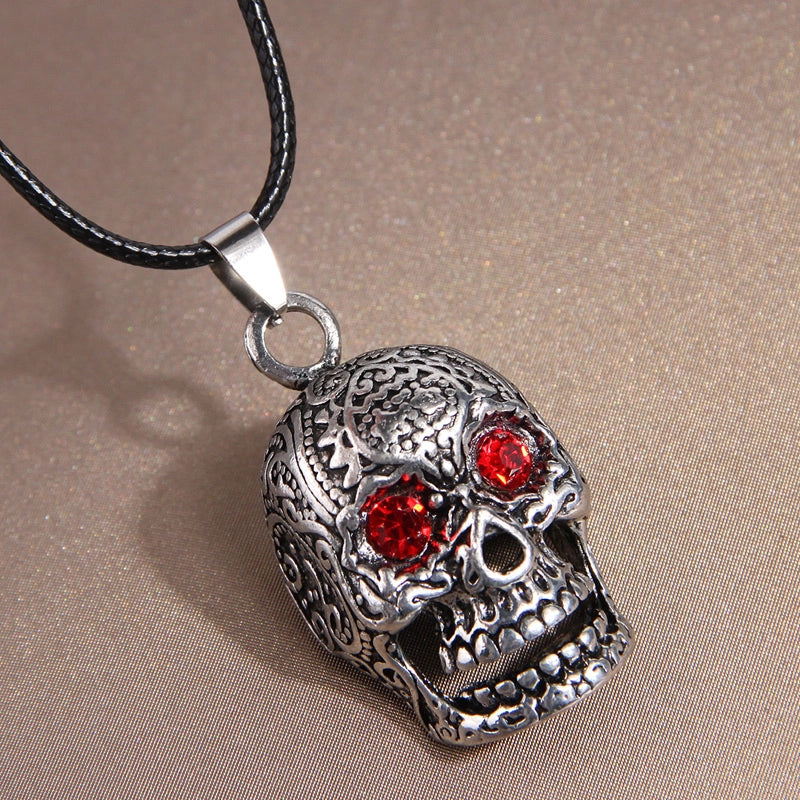 Cool Style Spider Spider Web Skull Alloy Wax Rope Inlay Rhinestones Halloween Men’s Pendant Necklace