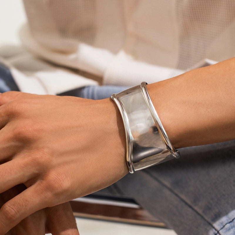 Minimalist Solid Color Alloy Men’s Bangle