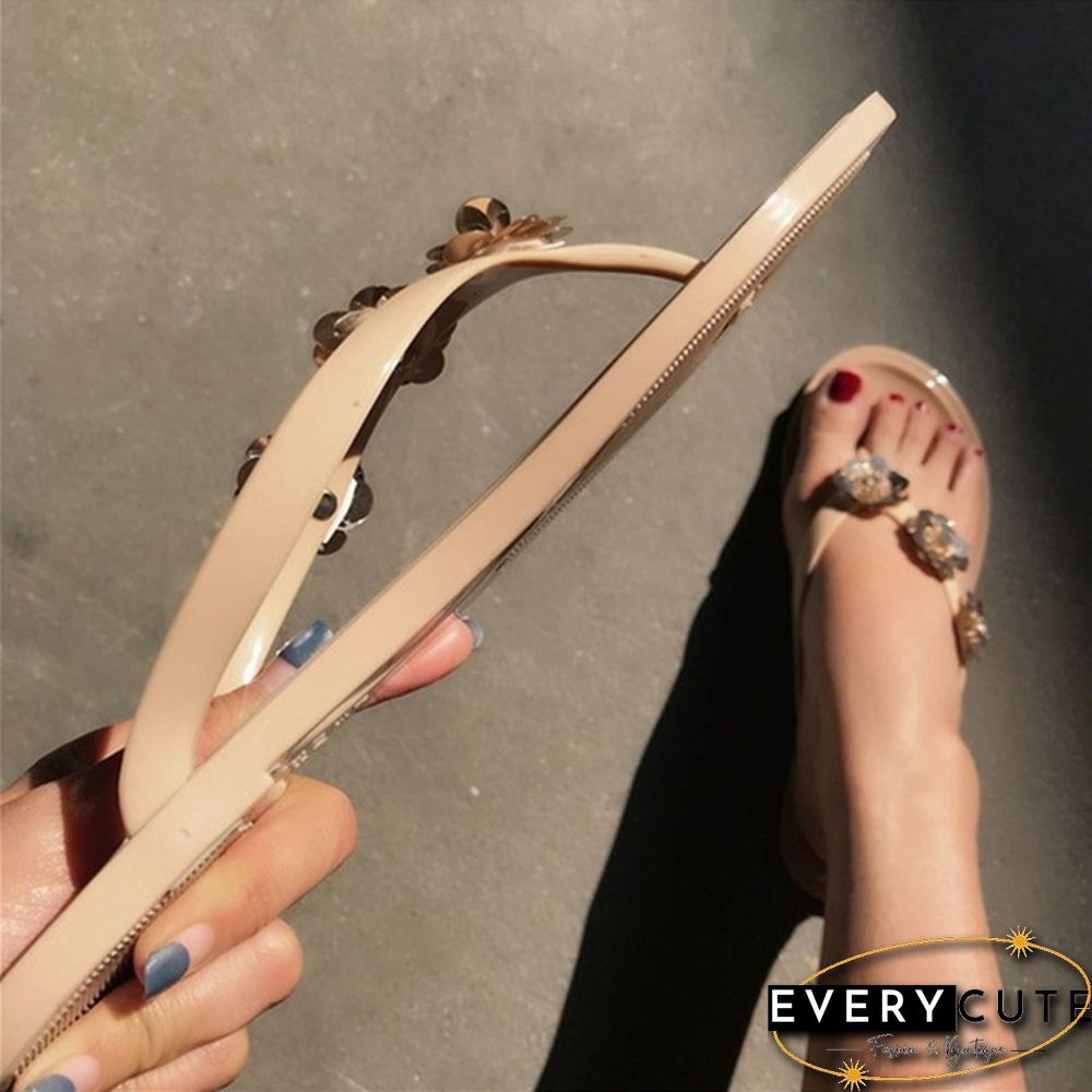 Women&rsquo;s Flip Flops Three Small Flowers Flat Sandals and Slippers