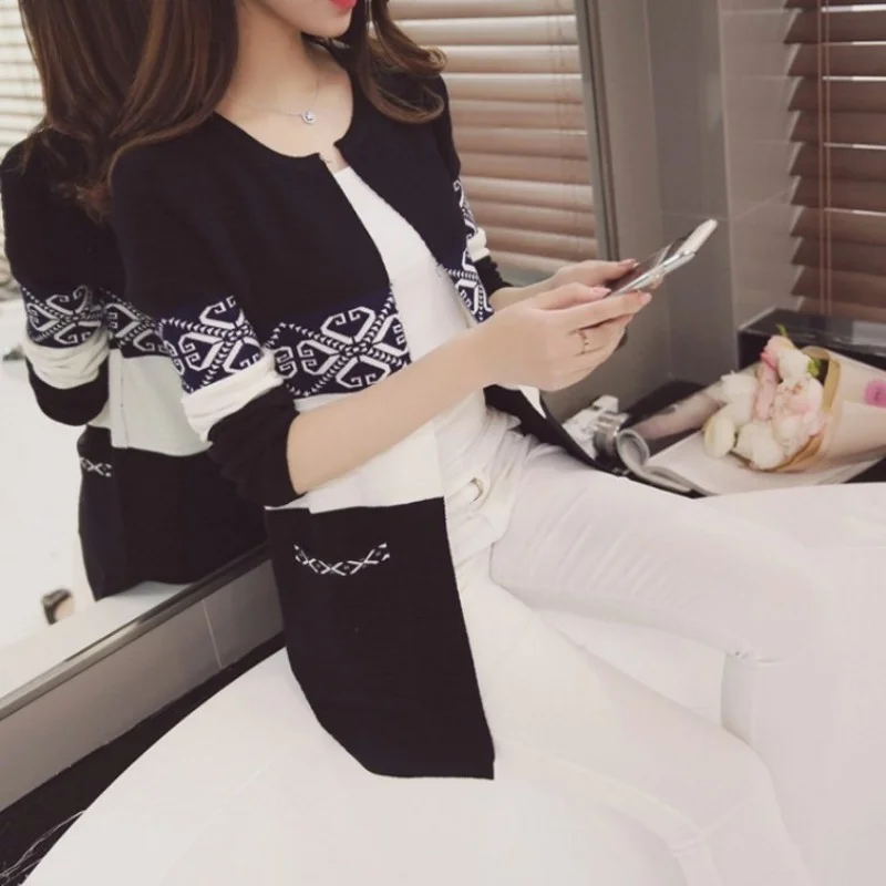 Women Knitted Cardigan Sweaters Coat Women's Sweater Top Feminine Clothes Long Sleeve Warm Jacket Korean Style Autumn Winter
