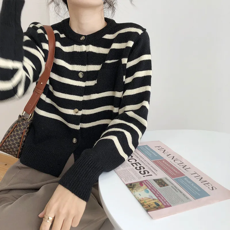 Churchf Churchf East Gate Stripe Sweater Coat Female Cardigan Loose New Style Lazy Wind Spring And Autumn Outfit Outside Build Sweater Female