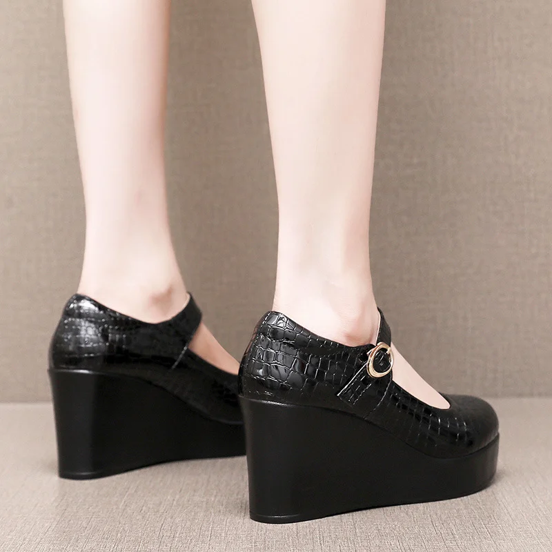 Breakj Breakj Leather Stone Slope Heel Single Shoe Round Head Light Mouth Work Shoes Thick-Soled Waterproof Table Model Show High Heels Women