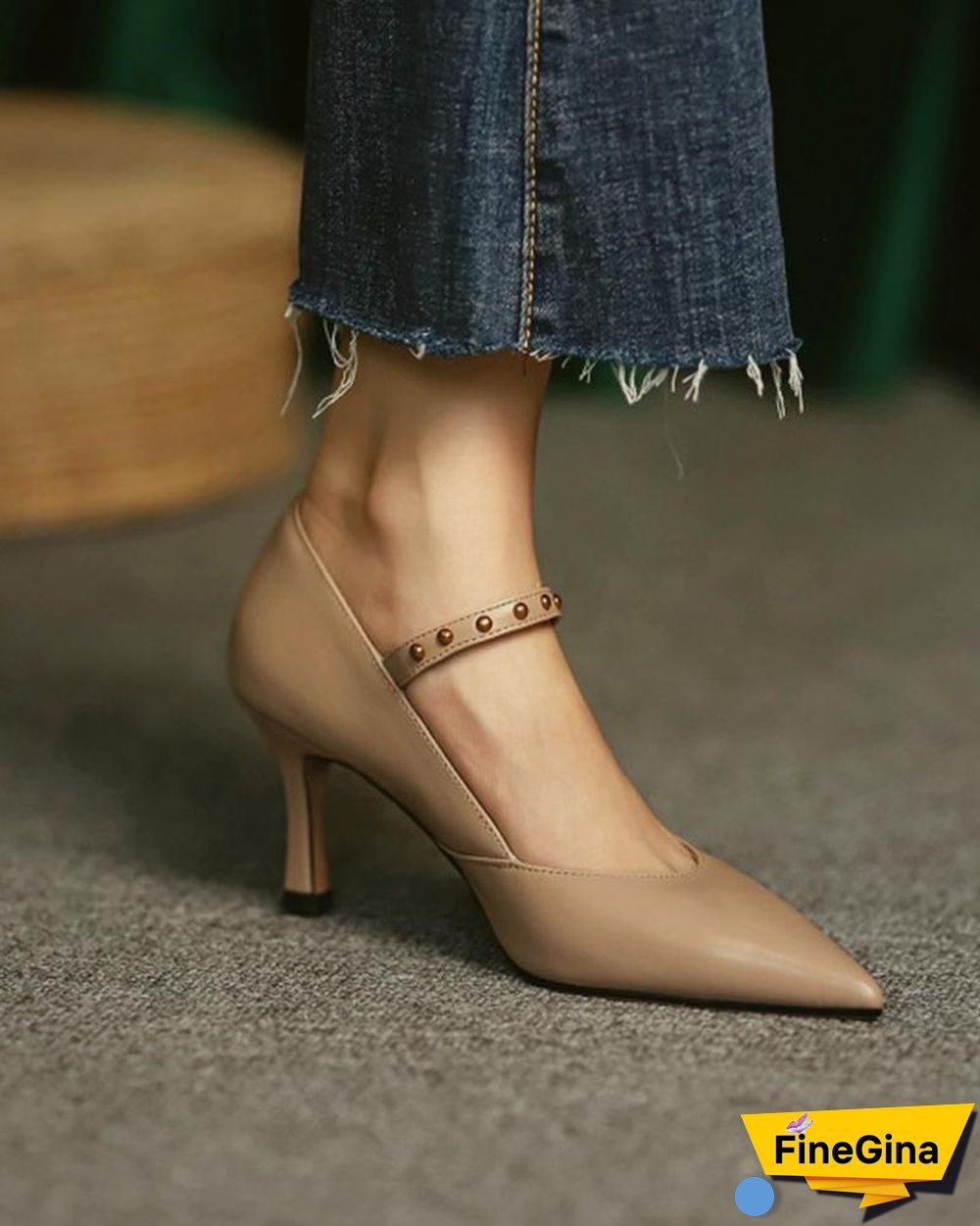 Solid Pointed-toe Shallow Mouth High Heels