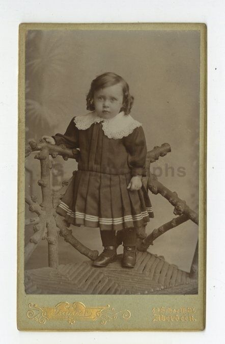 19th Century Children - 19th Century Carte-de-visite Photo Poster painting - Aberdeen, Scotland