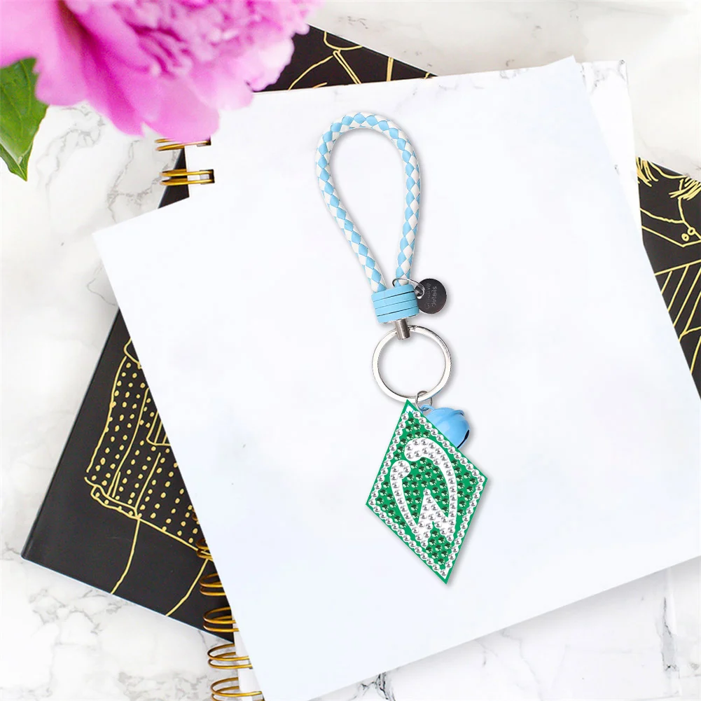 DIY Diamonds Painting Keychain Werder Bremen Football Club Badge Crafts(Double Sided)