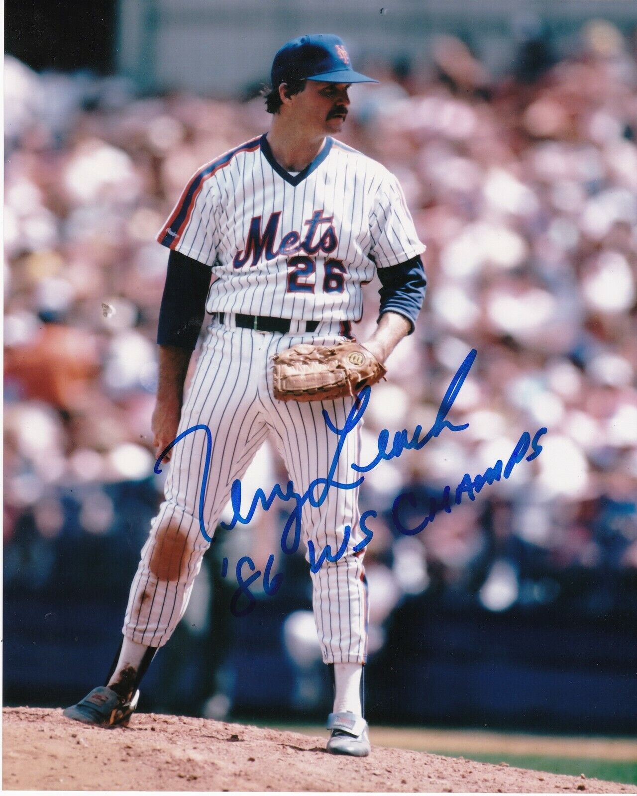 TERRY LEACH NEW YORK METS 1986 WS CHAMPS ACTION SIGNED 8x10