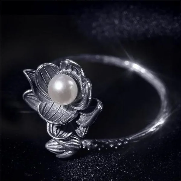 Sterling Silver Pearl Lotus Ring