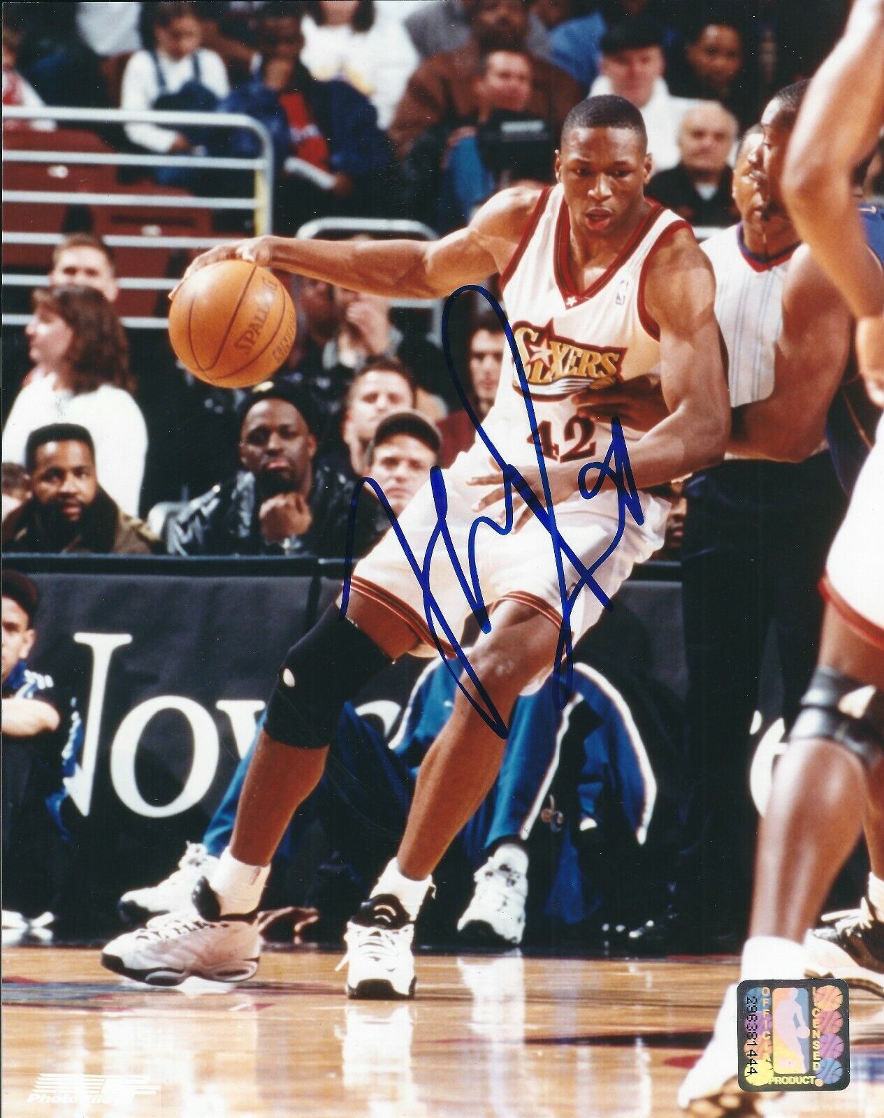 Signed 8x10 THEO RATLIFF Philadelphia 76ers Autographed Photo Poster painting COA