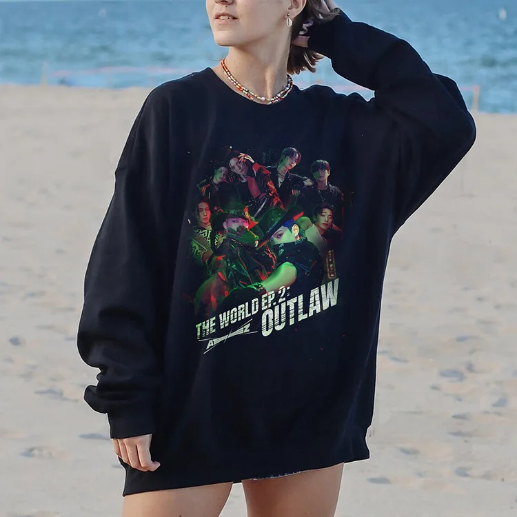ATEEZ THE WORLD EP.2 : OUTLAW Preview Photo Sweatshirt