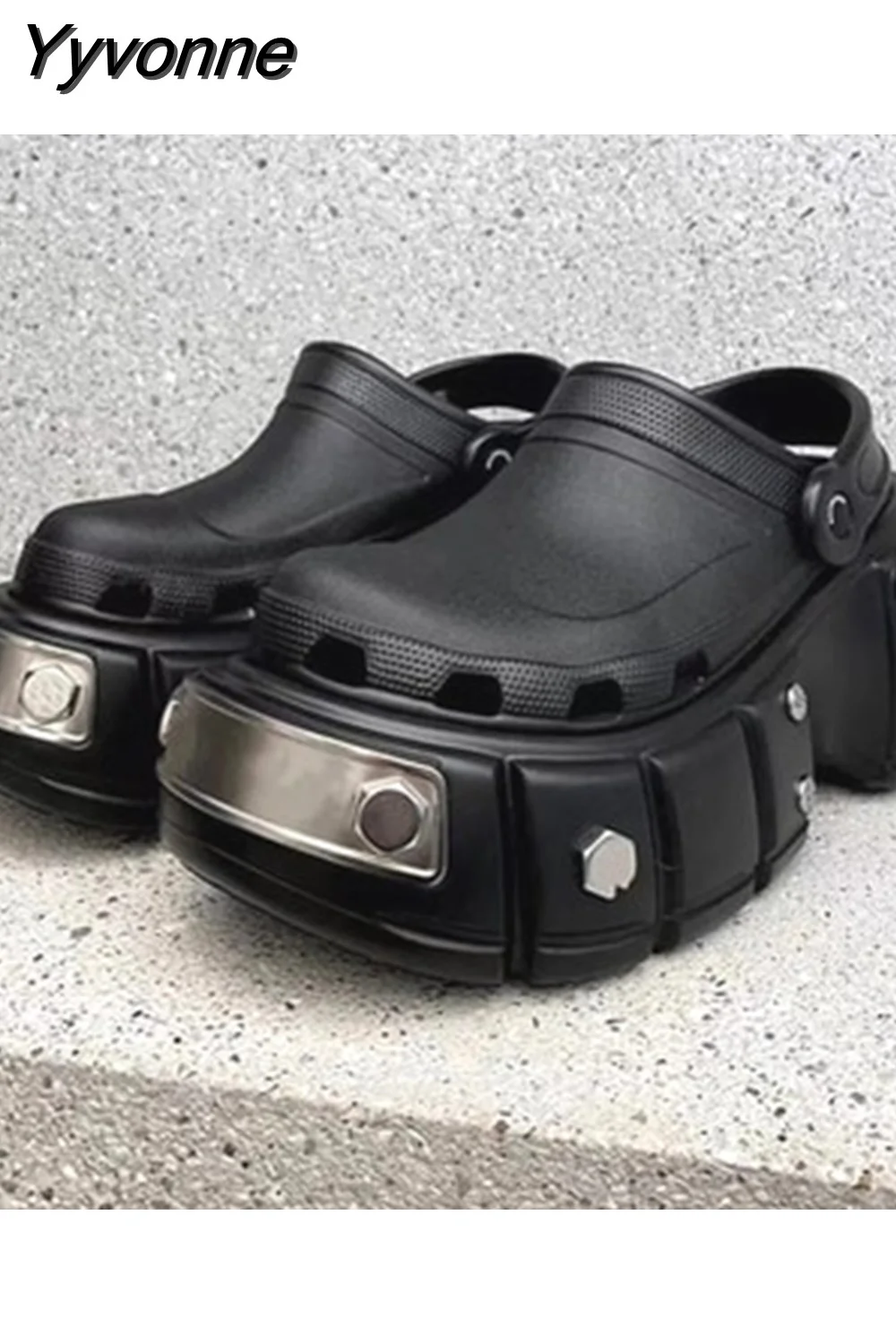 Yyvonne NEW punk metal rivets Sandals Women Slippers Platform Sandals Outdoor Clogs Thick Street Beach Slippers Flip Flops Garden Shoes 715-1