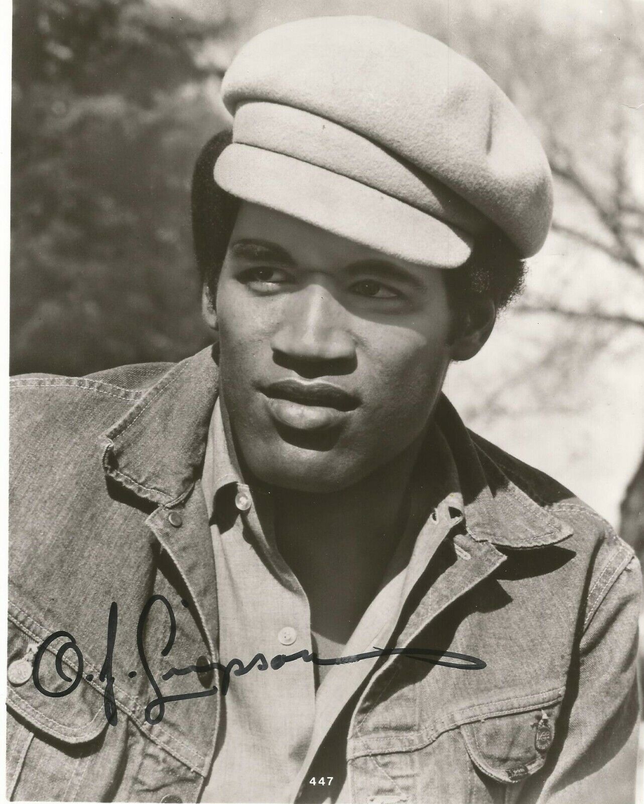 O. J. SIMPSON-LOOKING GREAT-SIGNED 8X10 Photo Poster painting-FUN HAT- LEVI JACKET- A TINY SMILE