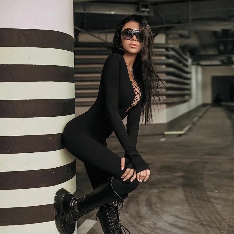 Uveng Uveng 2023 New Hollow Cross Strap Design Small Long Sleeve Bottom Solid Color Jumpsuit
