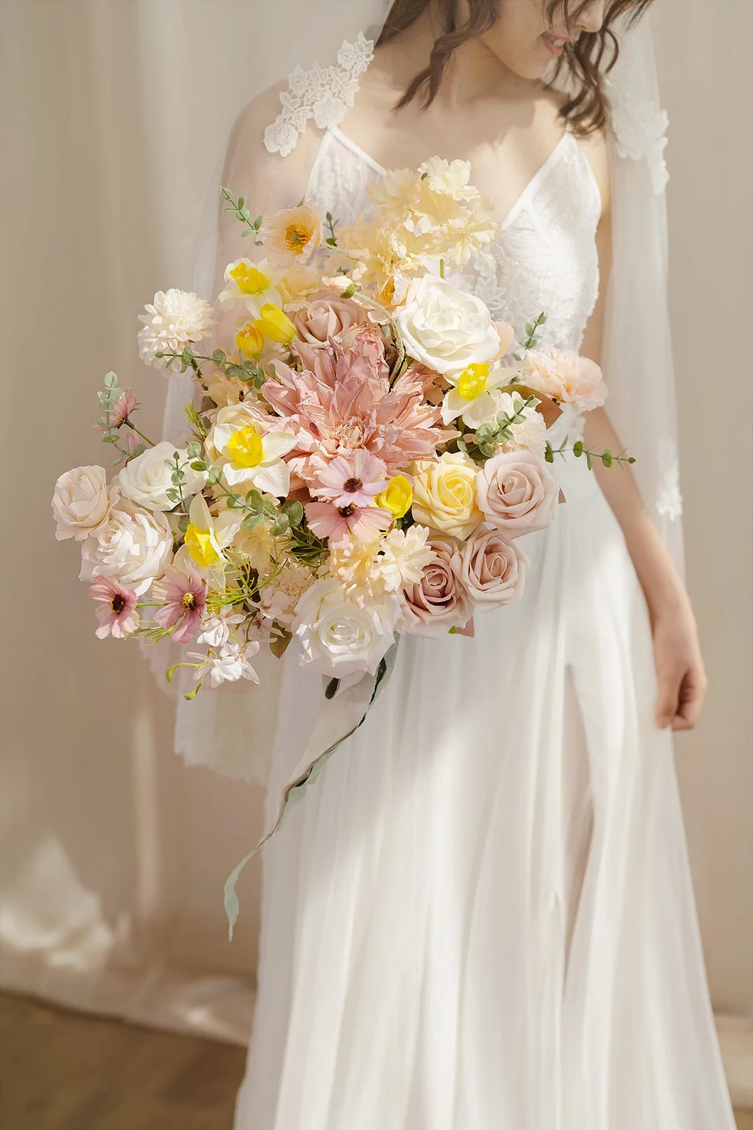 Large Free-Form Bridal Bouquet in Nude & French Yellow