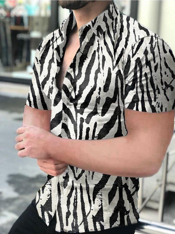 Men's Casual Black and White Printed Short-Sleeved Shirt