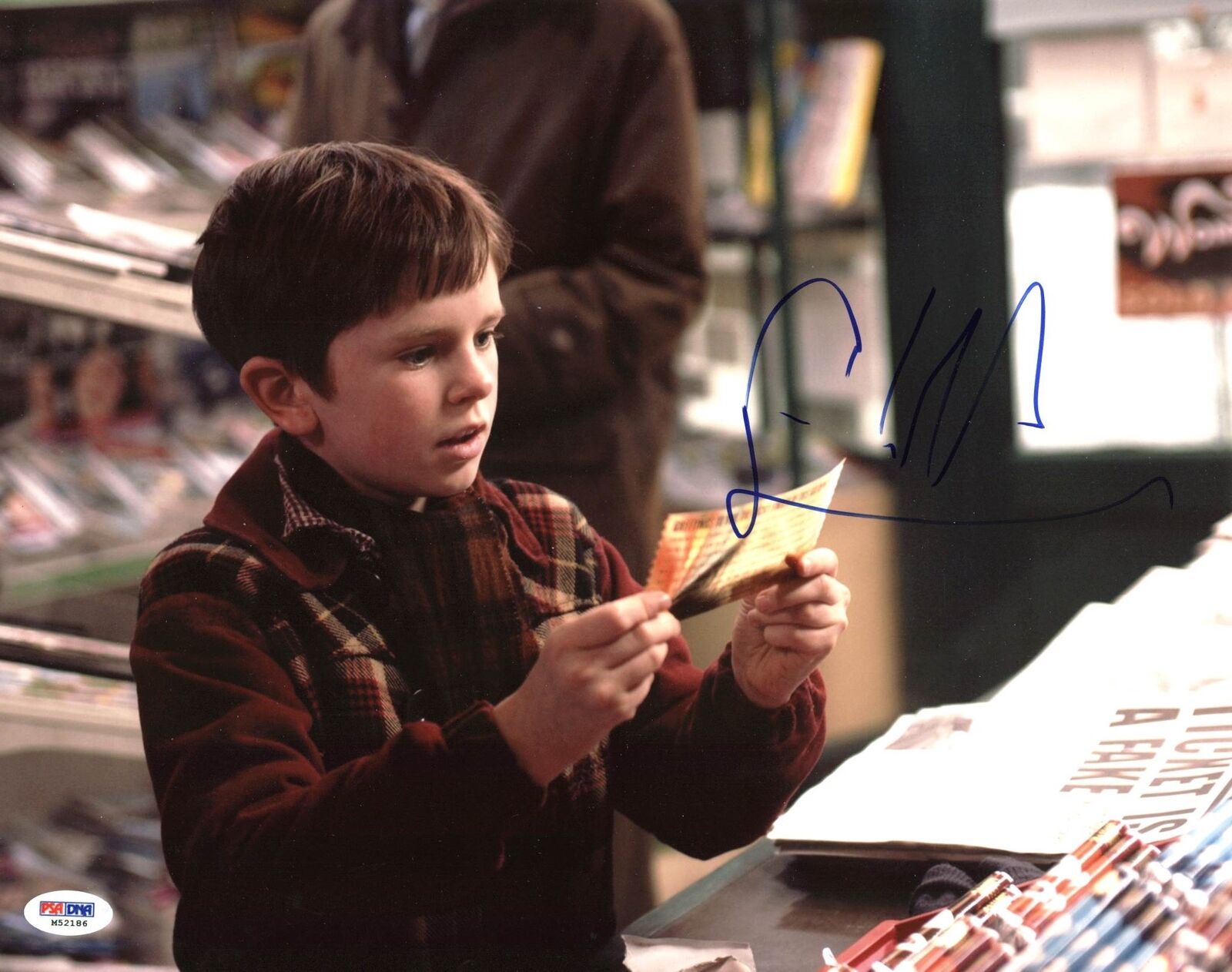 Freddie Highmore Charlie & The Chocolate Factory Signed 11X14 Photo Poster painting PSA #M52186