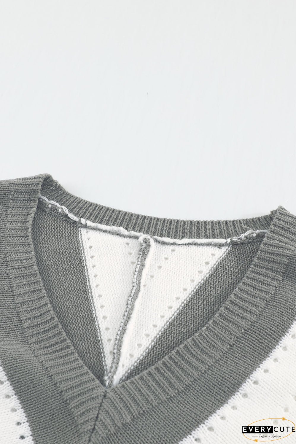 V-Neck Long Sleeve T-Shirt with Color Blocking