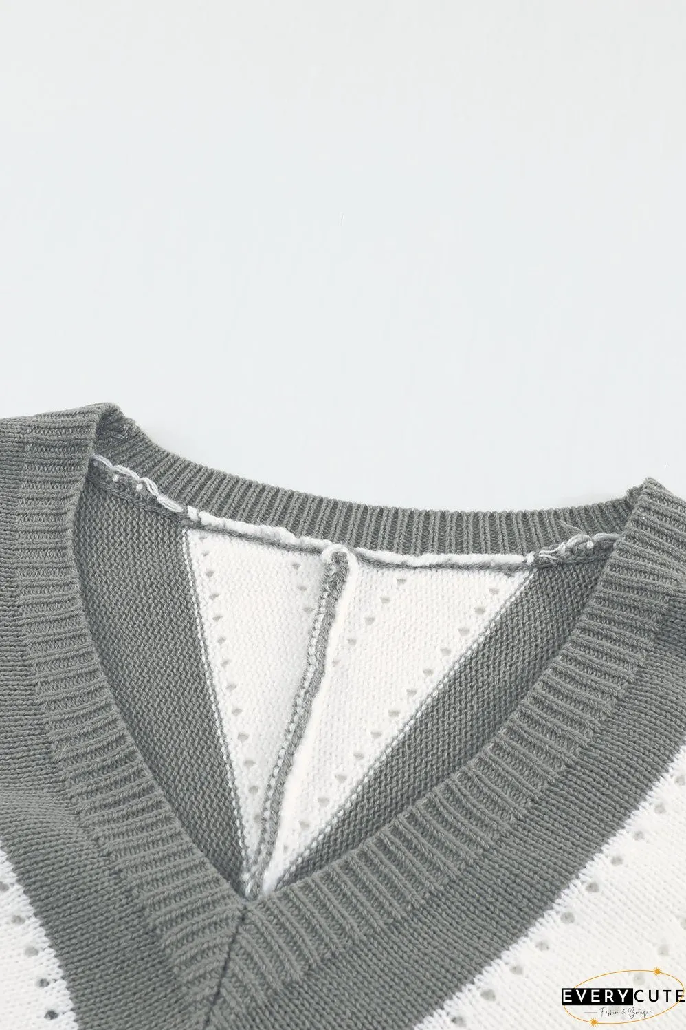 V-Neck Long Sleeve T-Shirt with Color Blocking