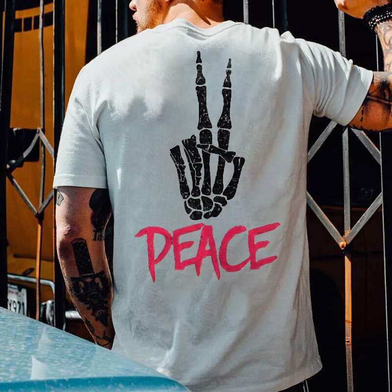 Peace Skull's Victory Gesture Printed Men's T-shirt - Krazyskull