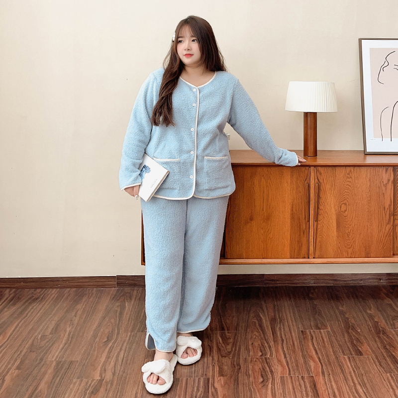 Cozy Coral Fleece Pajama Set for Women - Casual Plus-Size Warm Loungewear