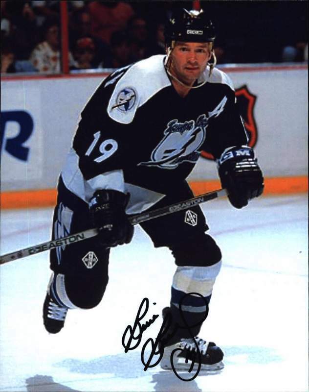 Brian Bradley signed Tampa Bay Lightning NHL hockey 8x10 Photo Poster painting W/Cert A0002