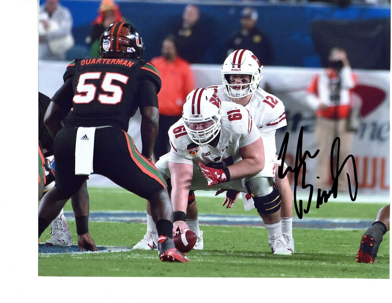 Tyler Biadasz Wisconsin Badgers signed autographed 8x10 football Photo Poster painting